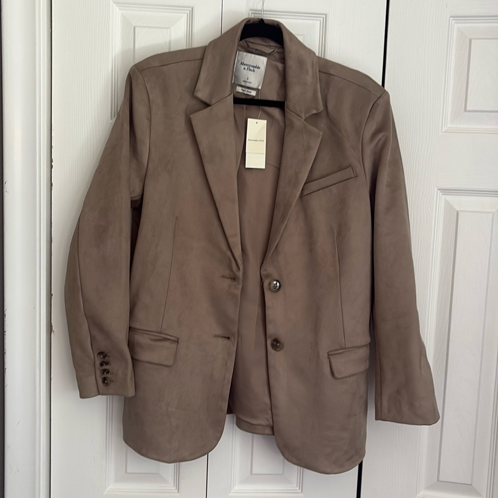 Abercrombie suede blazer. NWT